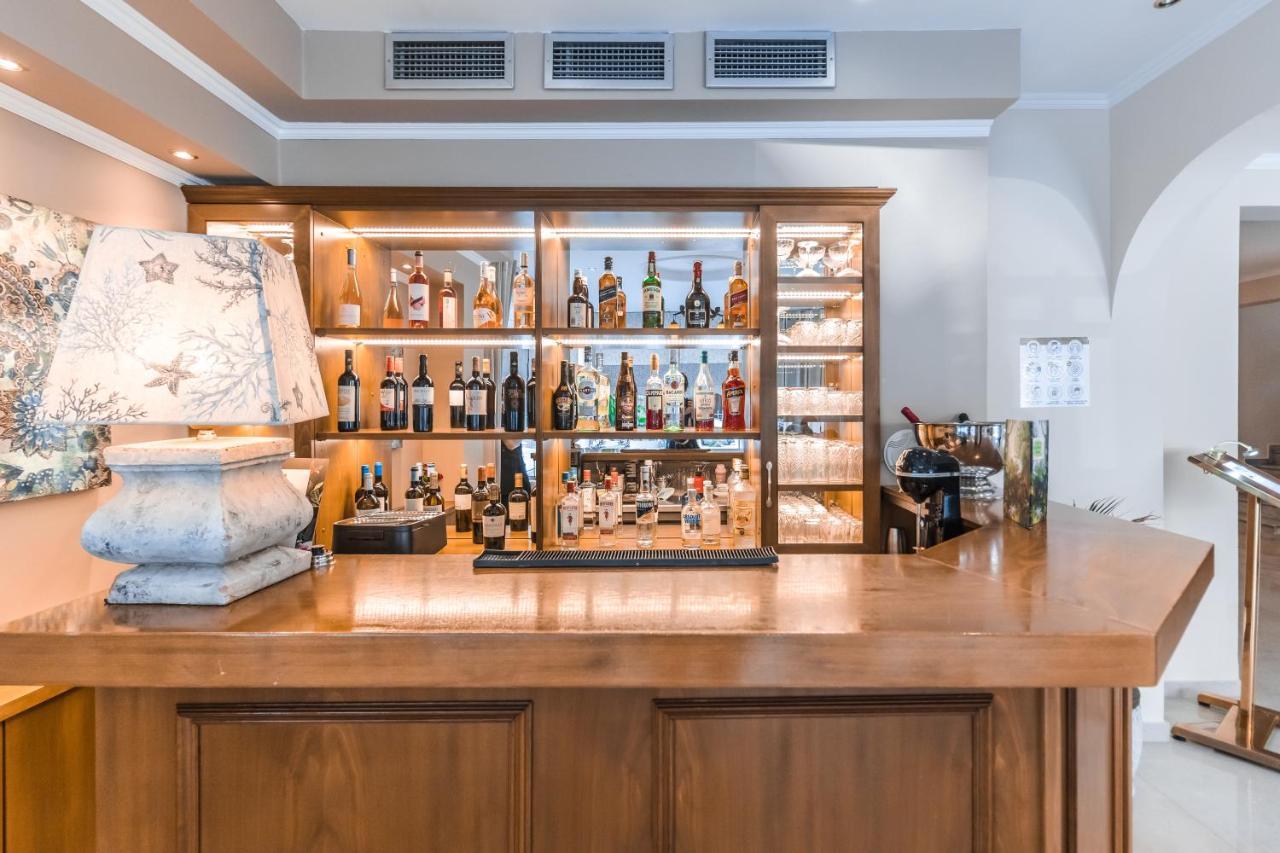 Alkyonis Hotel Nea Kallikrateia Bagian luar foto