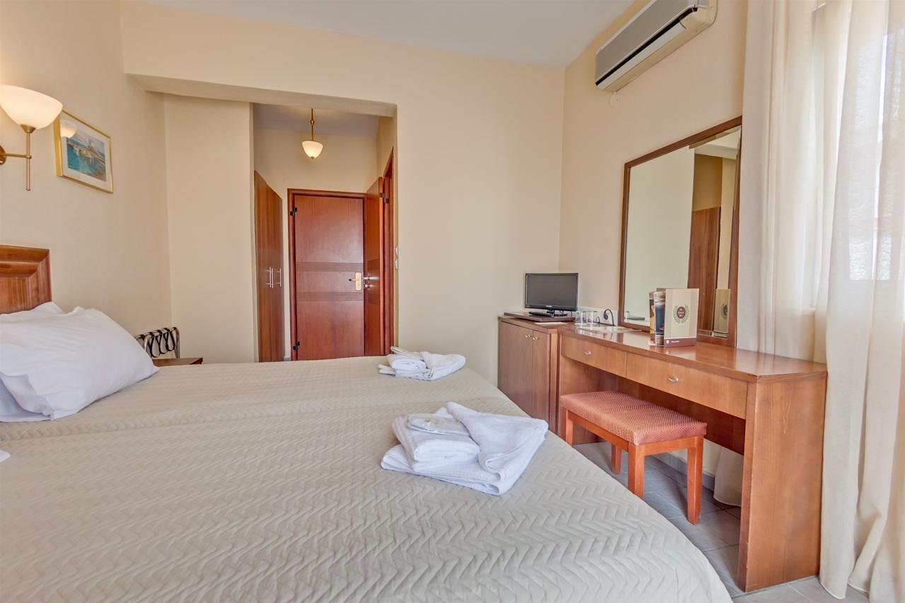 Alkyonis Hotel Nea Kallikrateia Bagian luar foto