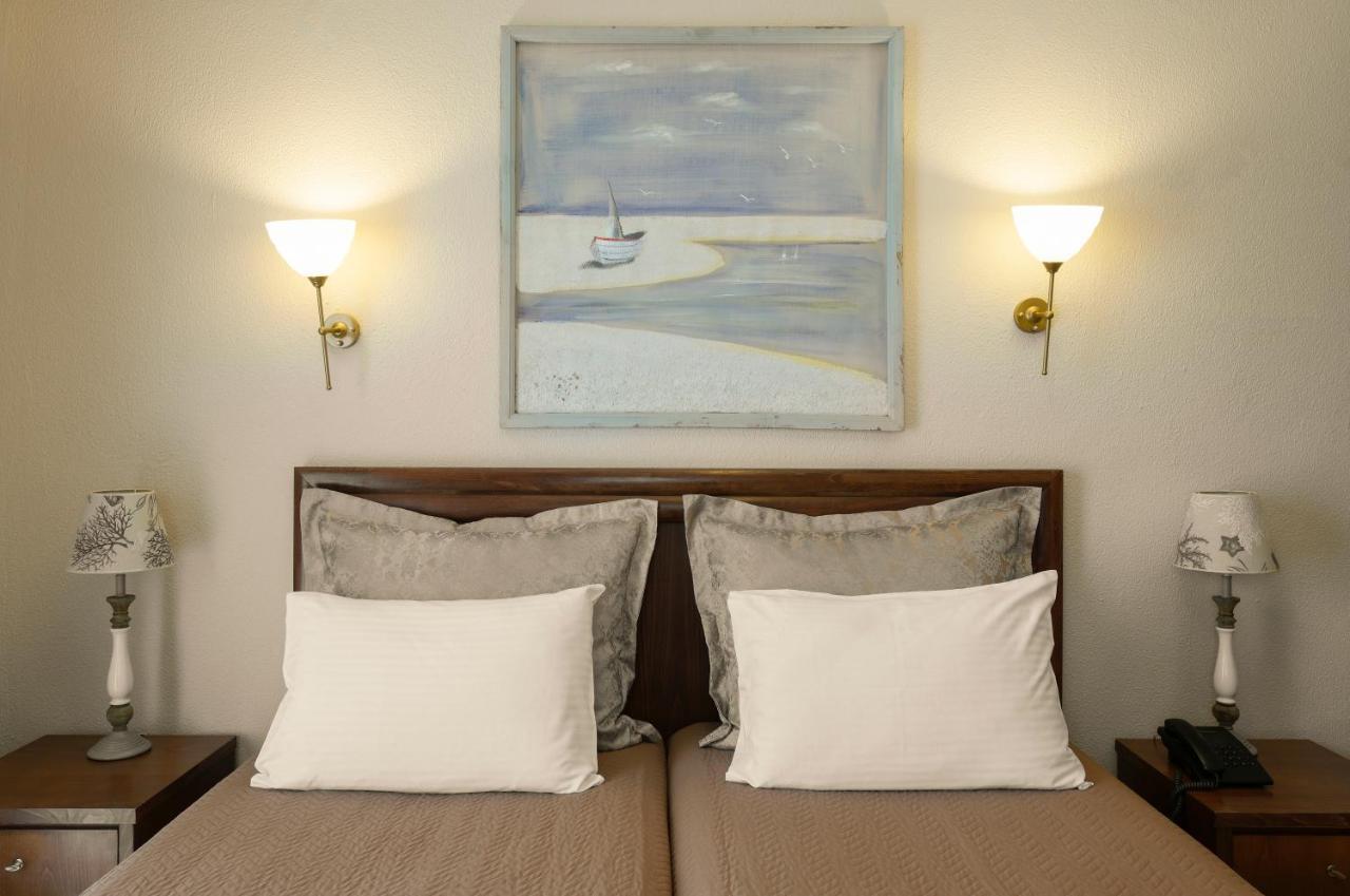 Alkyonis Hotel Nea Kallikrateia Bagian luar foto
